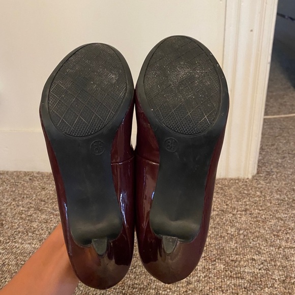 Merona Maroon Heels - Picture 3 of 4